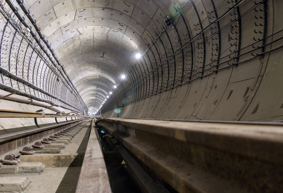 Tunnels - Logistique et Infrastructure - Groupe IWF