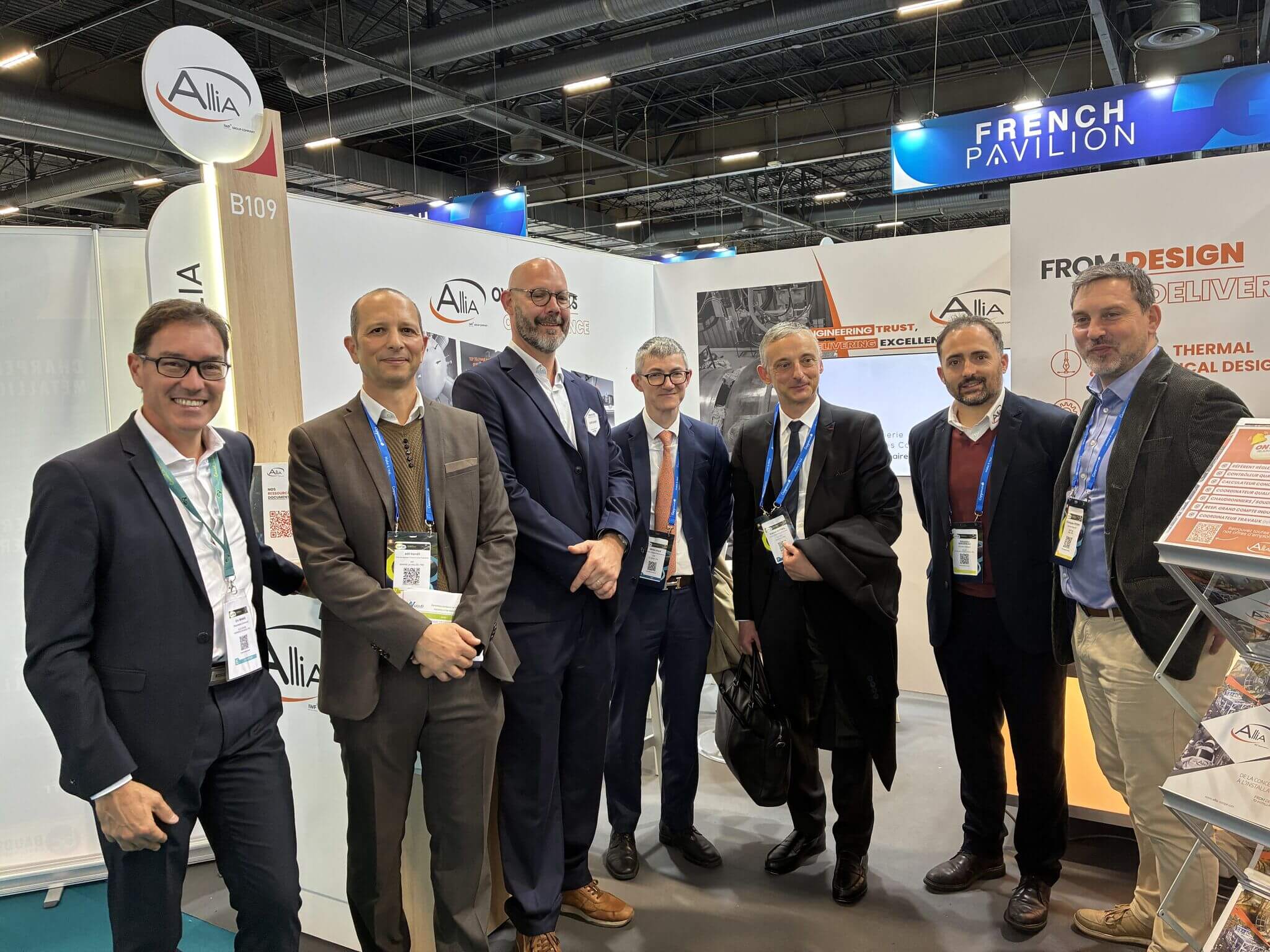 Représentants d’AlliA et d’EDF réunis sur le stand AlliA au salon WNE consacré au secteur nucléaire.